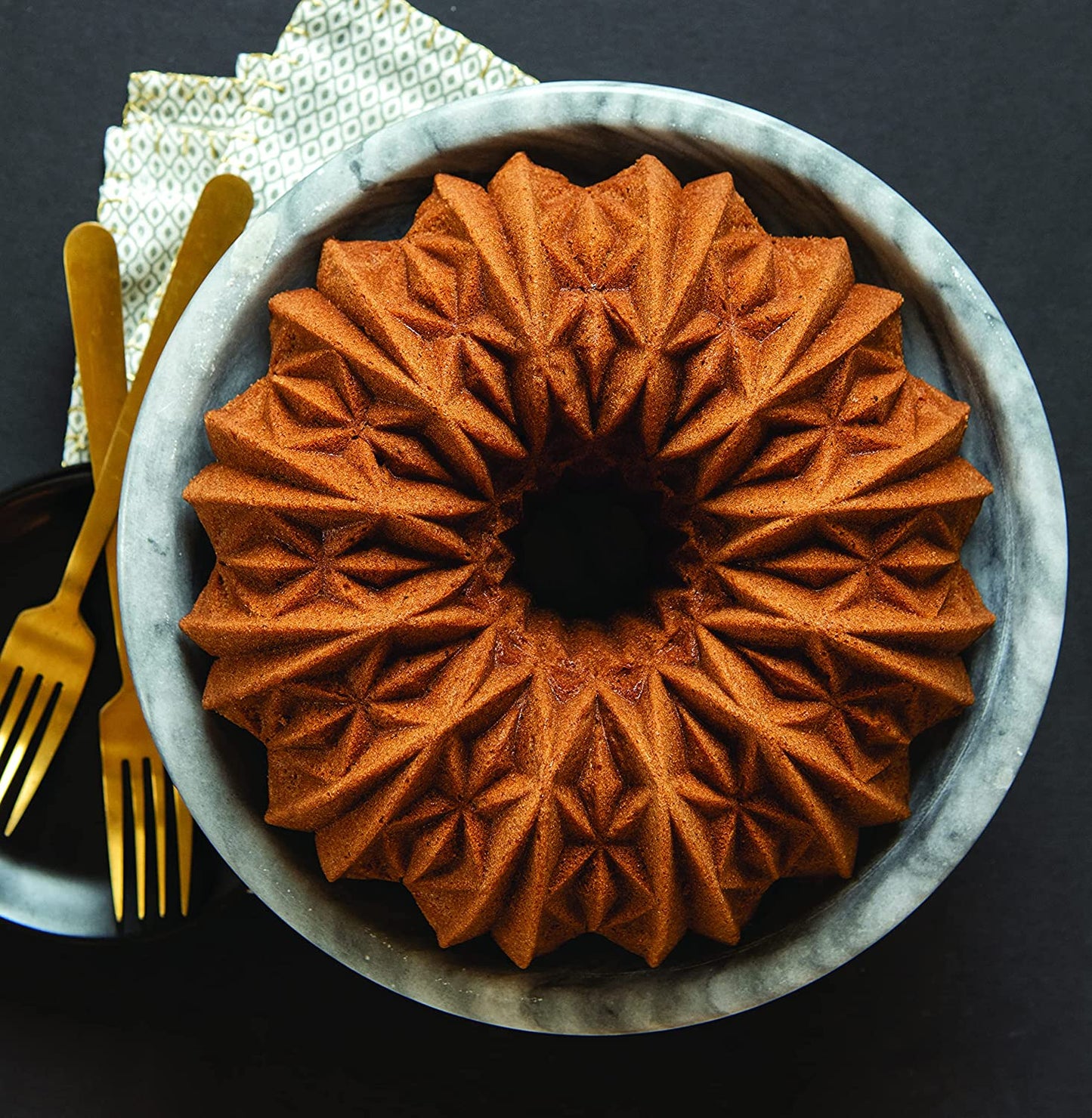 Himmlische Backform Cut Crystal Bundt Aluminium Gold